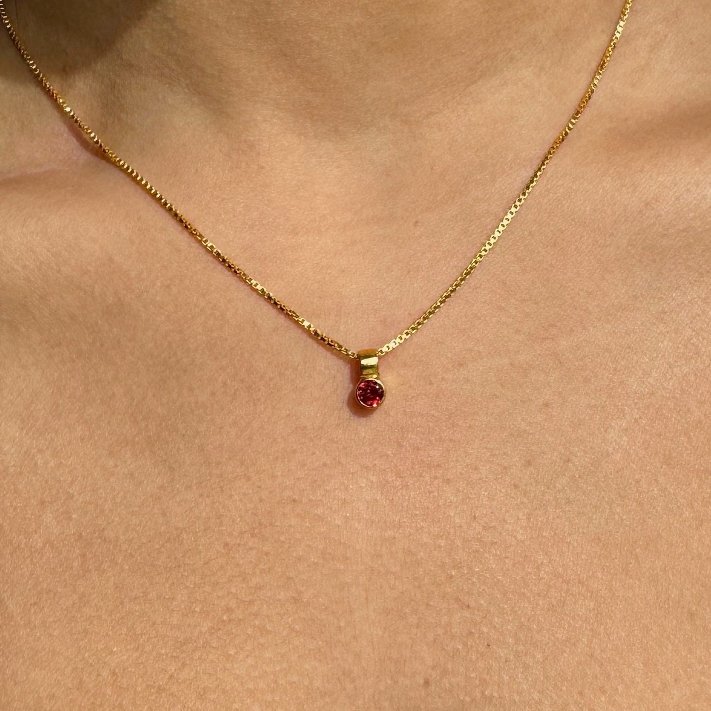 Garnet Spotlight Necklace | Round Pendant | 18K Gold Plated