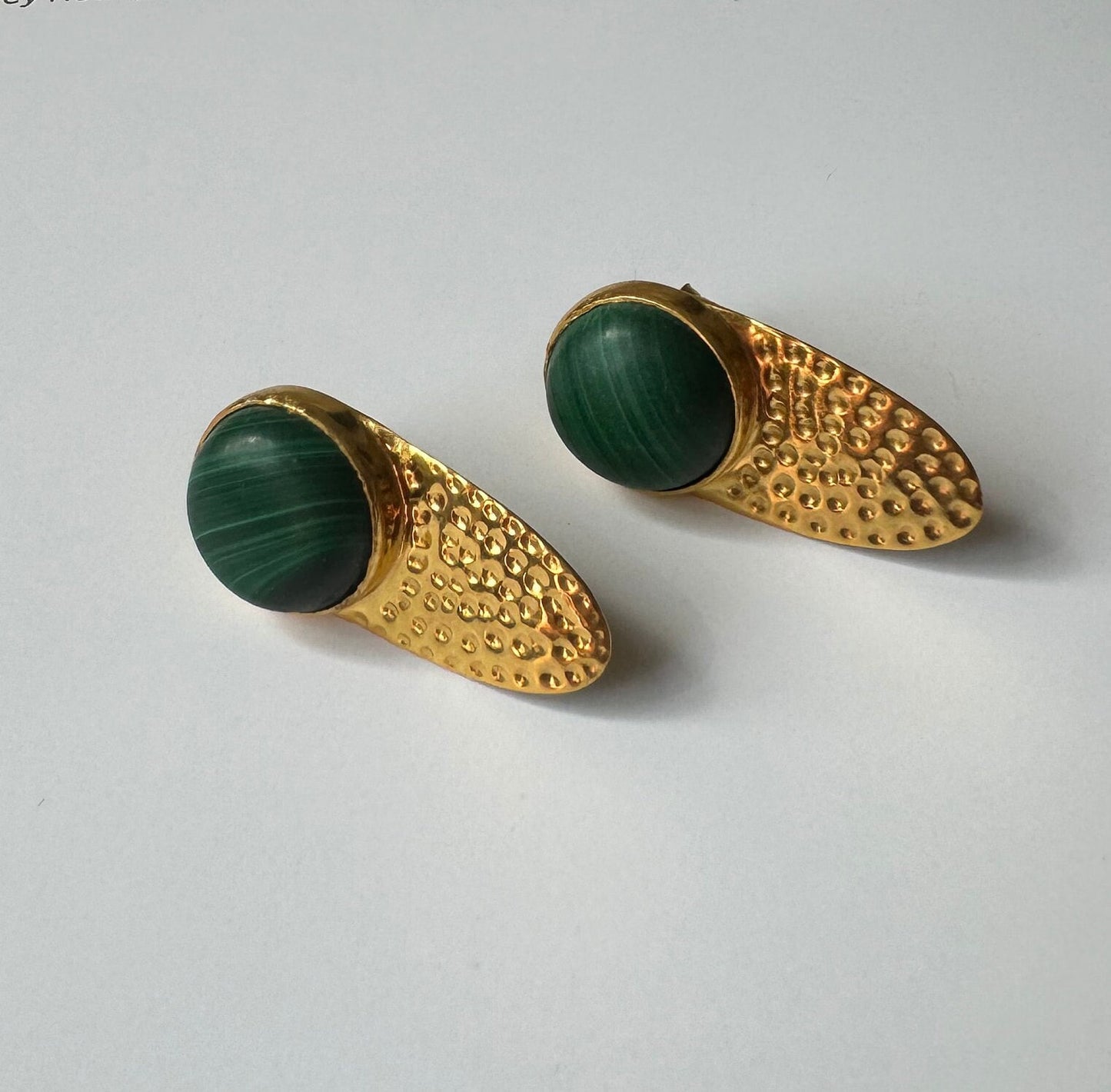 Malachite Hammered Gold Stud Earrings | 18k Gold Plated | Stud Earrings