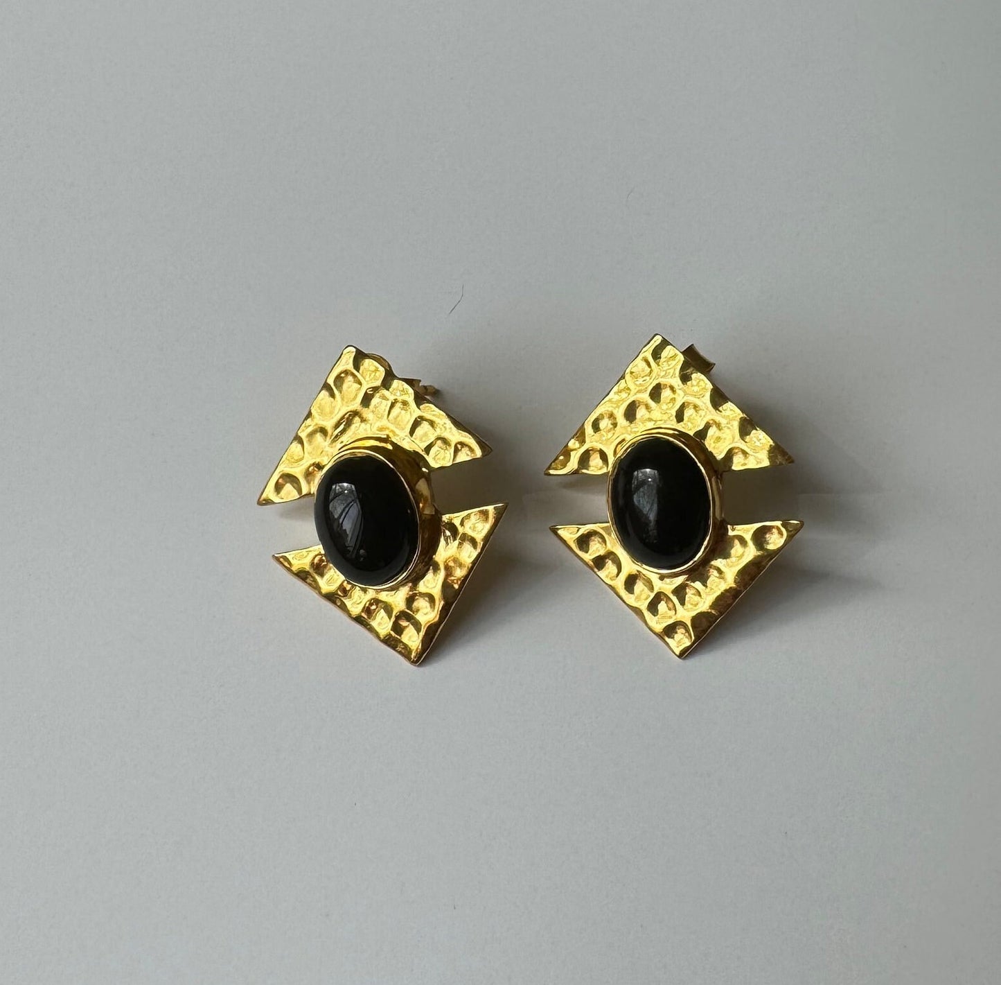 Black Onyx Hammered Gold Stud Earrings | 18k Gold Plated | Stud Earrings